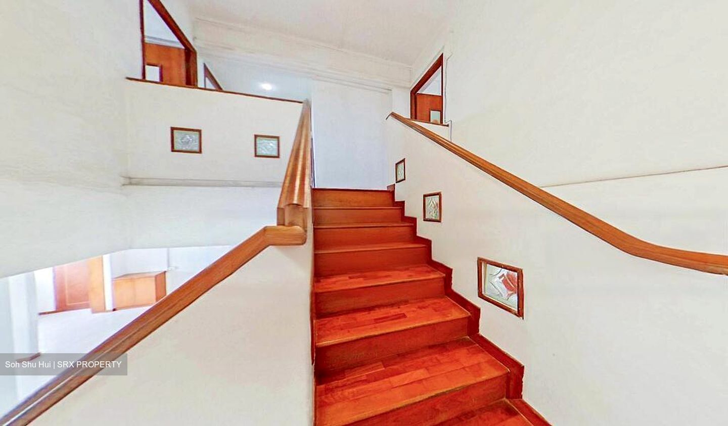 Blk 336 Jurong East Avenue 1 (Jurong East), HDB Executive #462980501